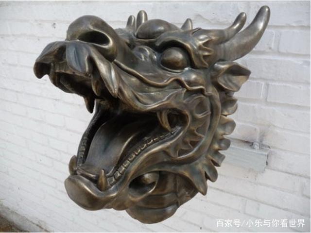 圓明園龍首現(xiàn)身法國(guó)，2400萬(wàn)被華人買下，真假難辨。